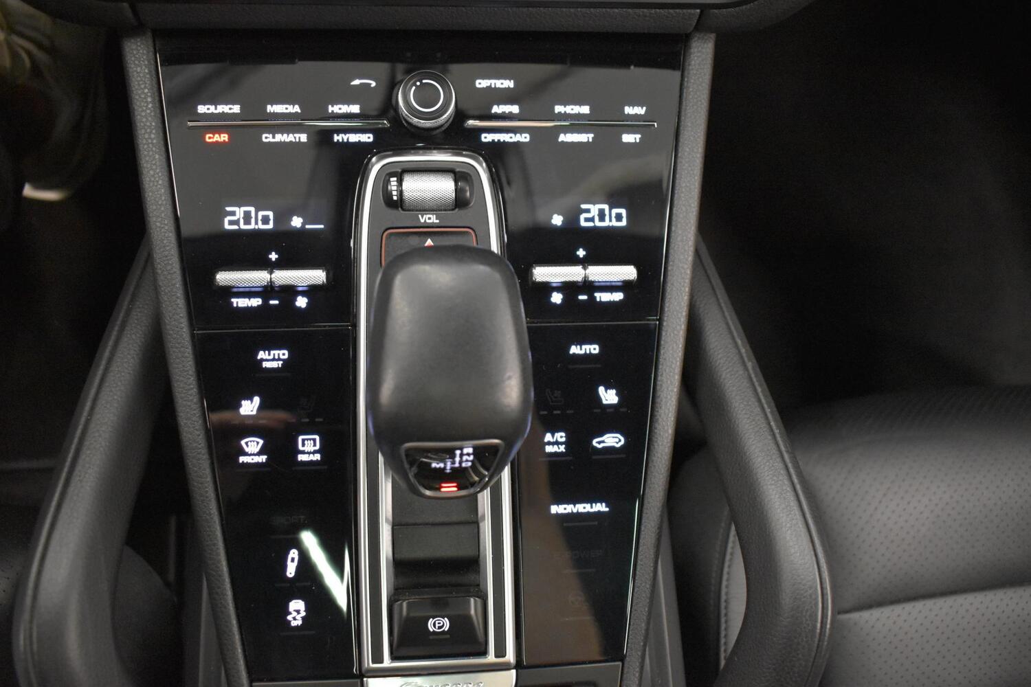 Porsche Cayenne vaihtoauto