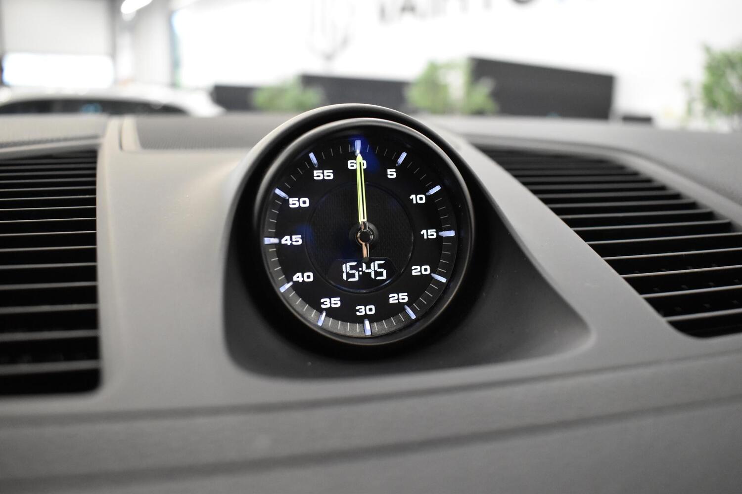 Porsche Cayenne vaihtoauto