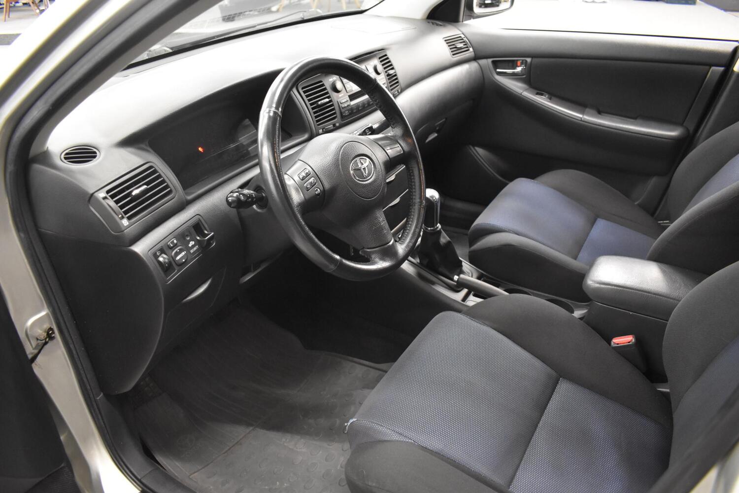 Toyota Corolla vaihtoauto