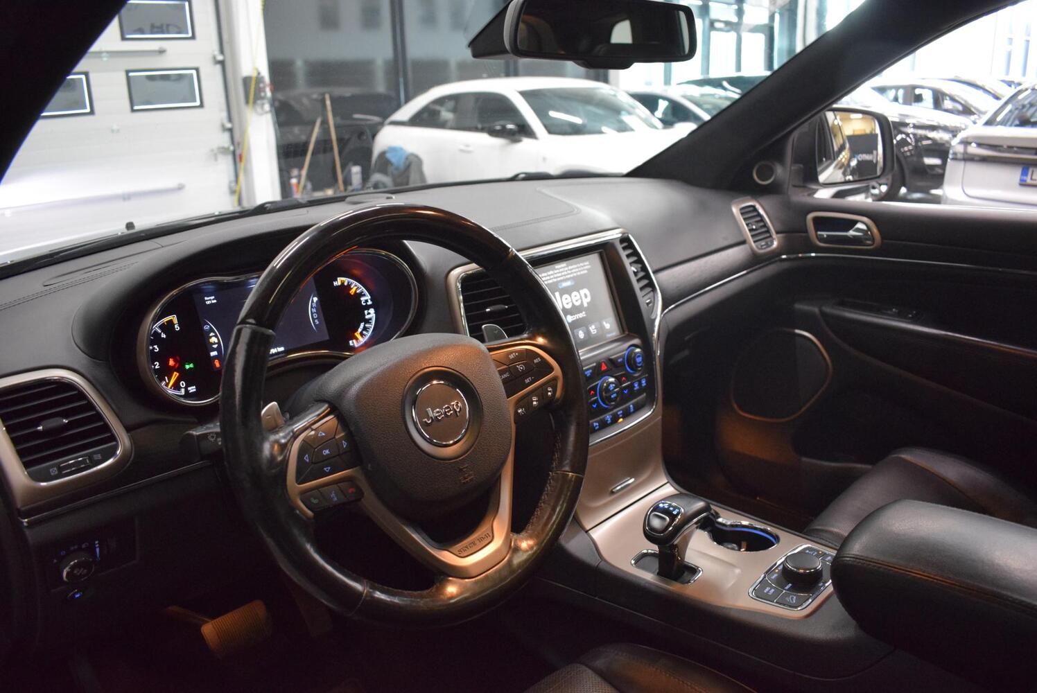 Jeep Grand Cherokee vaihtoauto