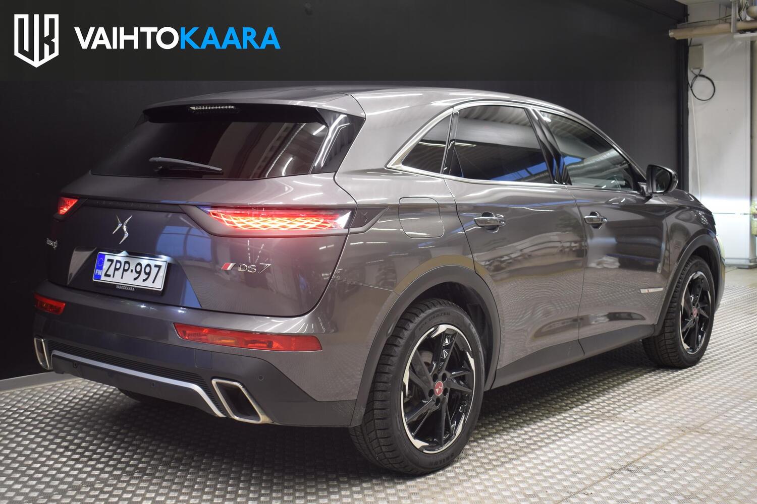 DS 7 vaihtoauto