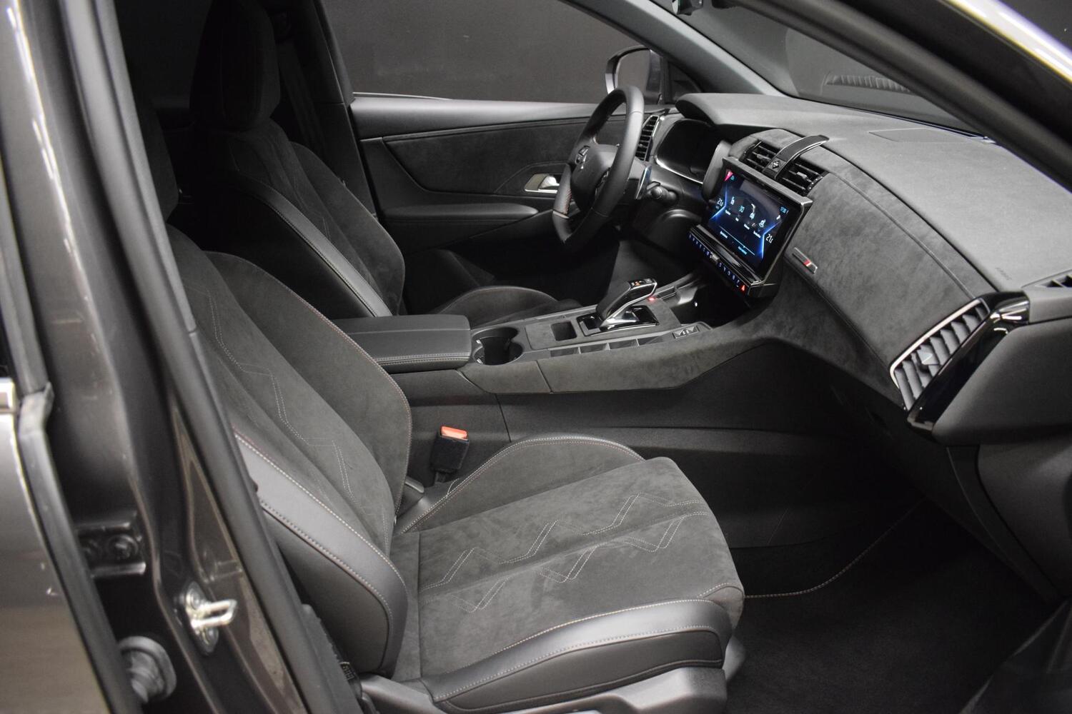 DS 7 vaihtoauto