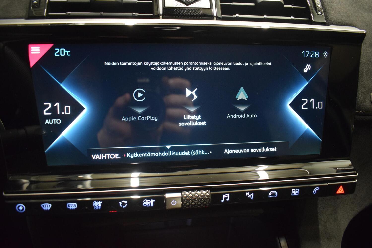 DS 7 vaihtoauto