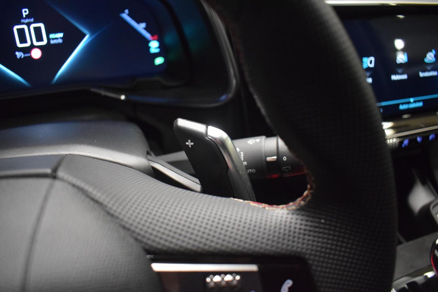 DS 7 vaihtoauto