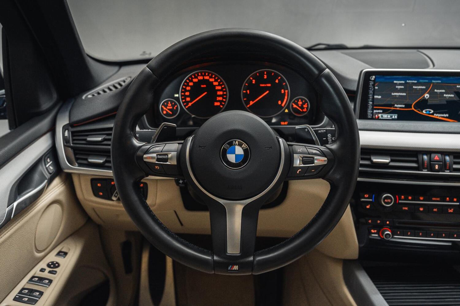 BMW X5 vaihtoauto