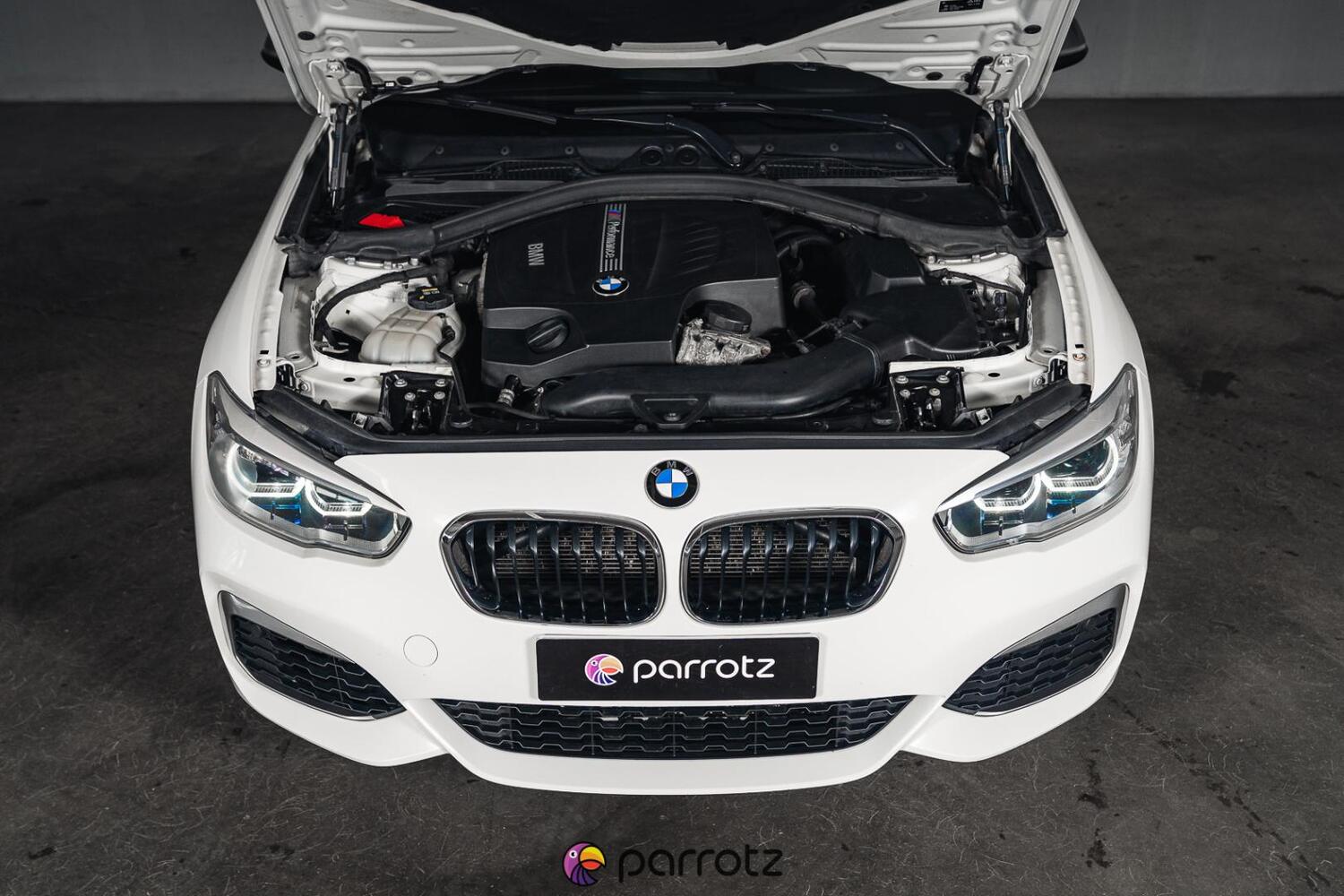 BMW M135i vaihtoauto