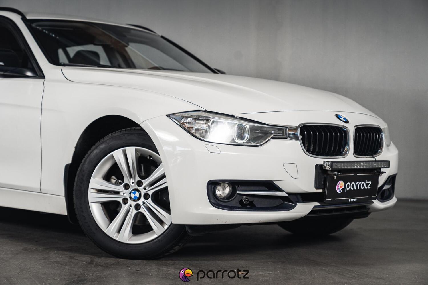 BMW 320 vaihtoauto