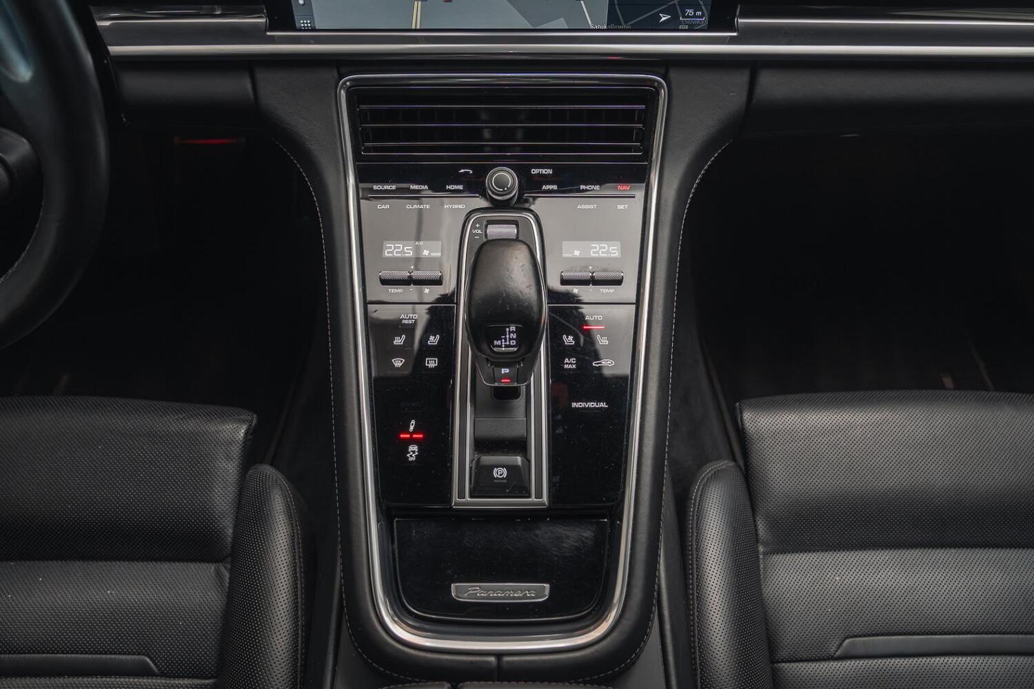 Porsche Panamera vaihtoauto