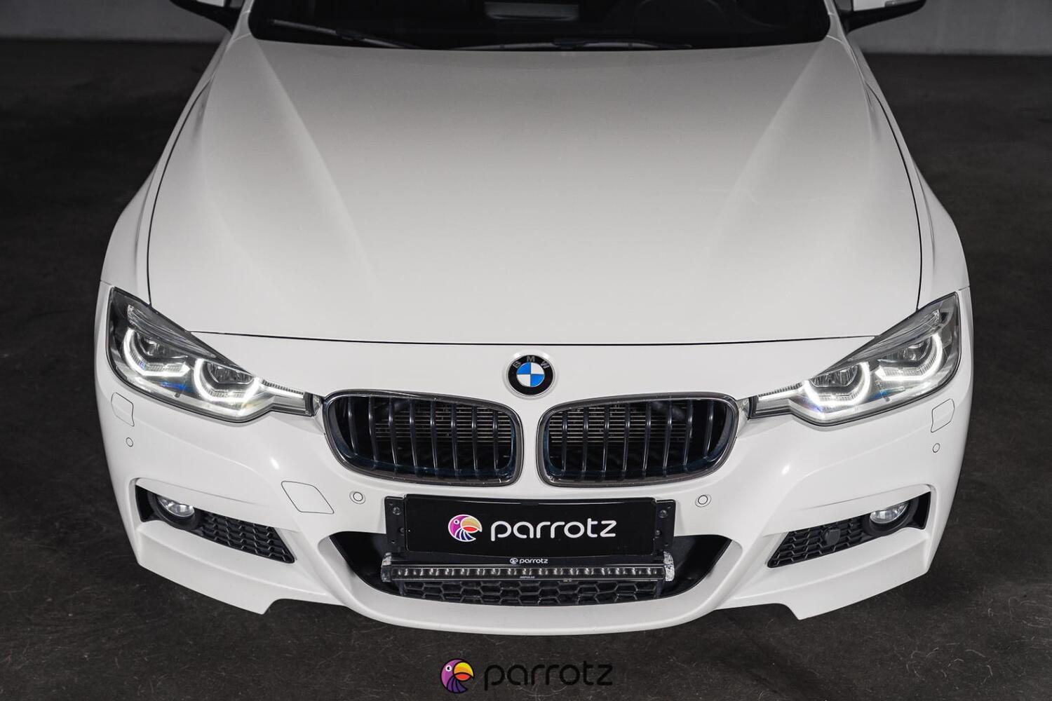 BMW 320 vaihtoauto