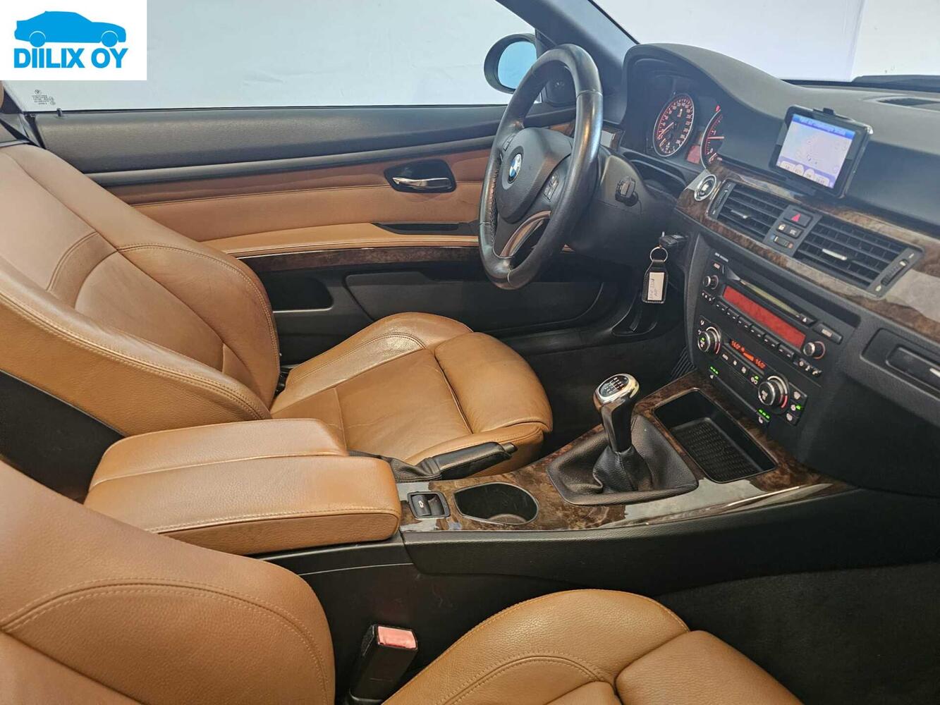 BMW 330 vaihtoauto