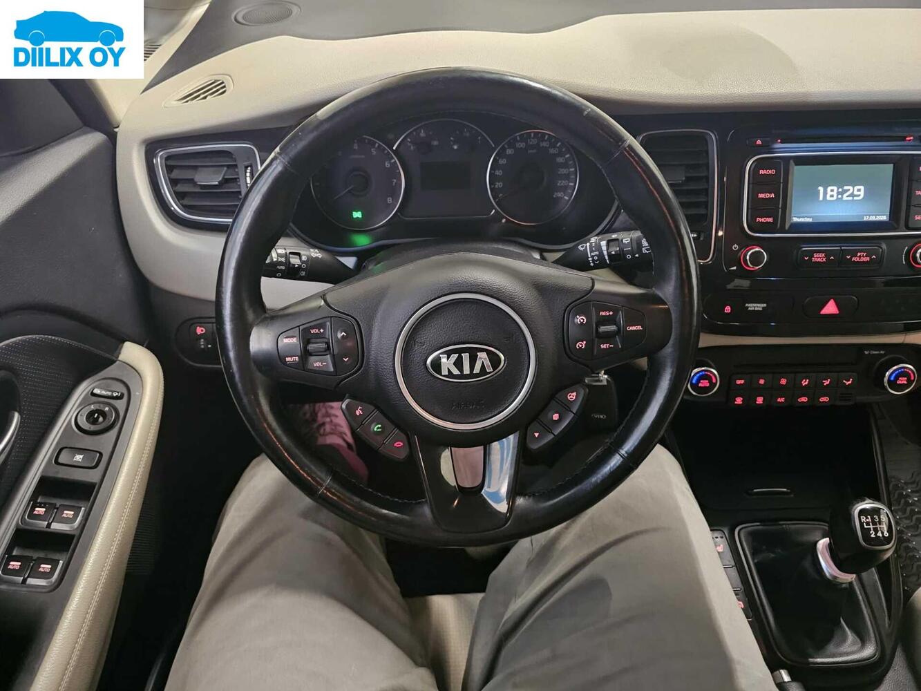 Kia Carens vaihtoauto