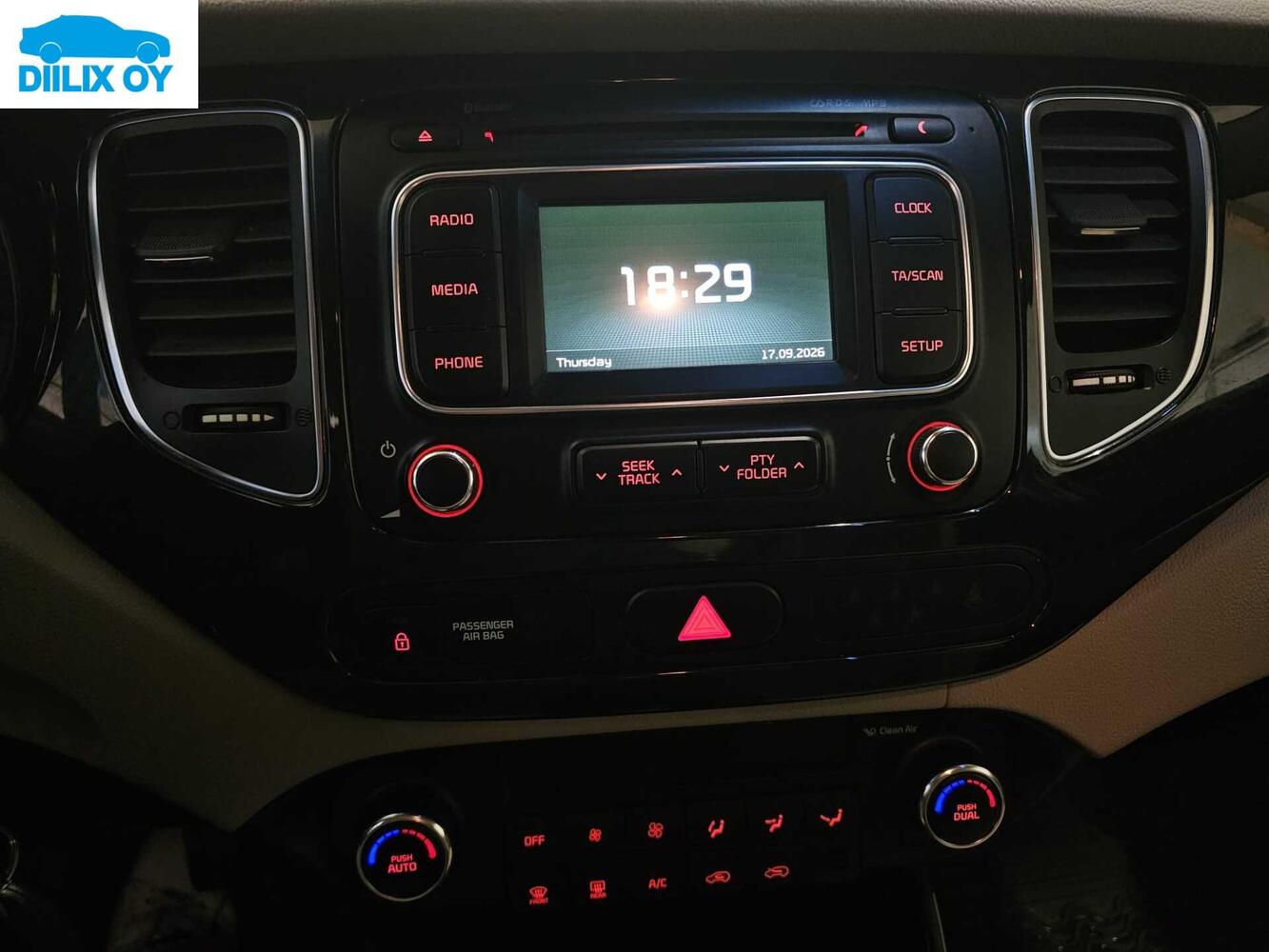 Kia Carens vaihtoauto