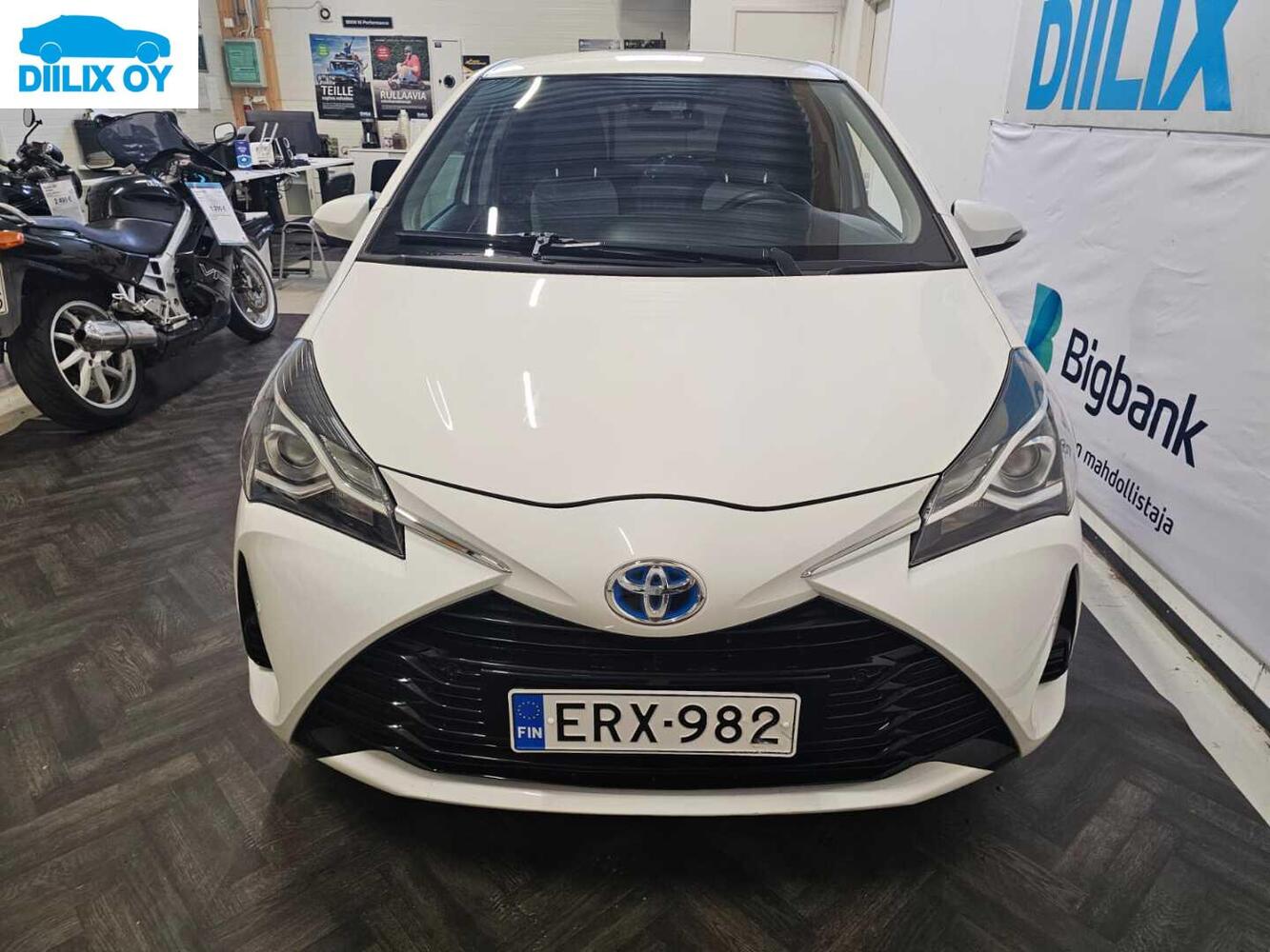Toyota Yaris vaihtoauto