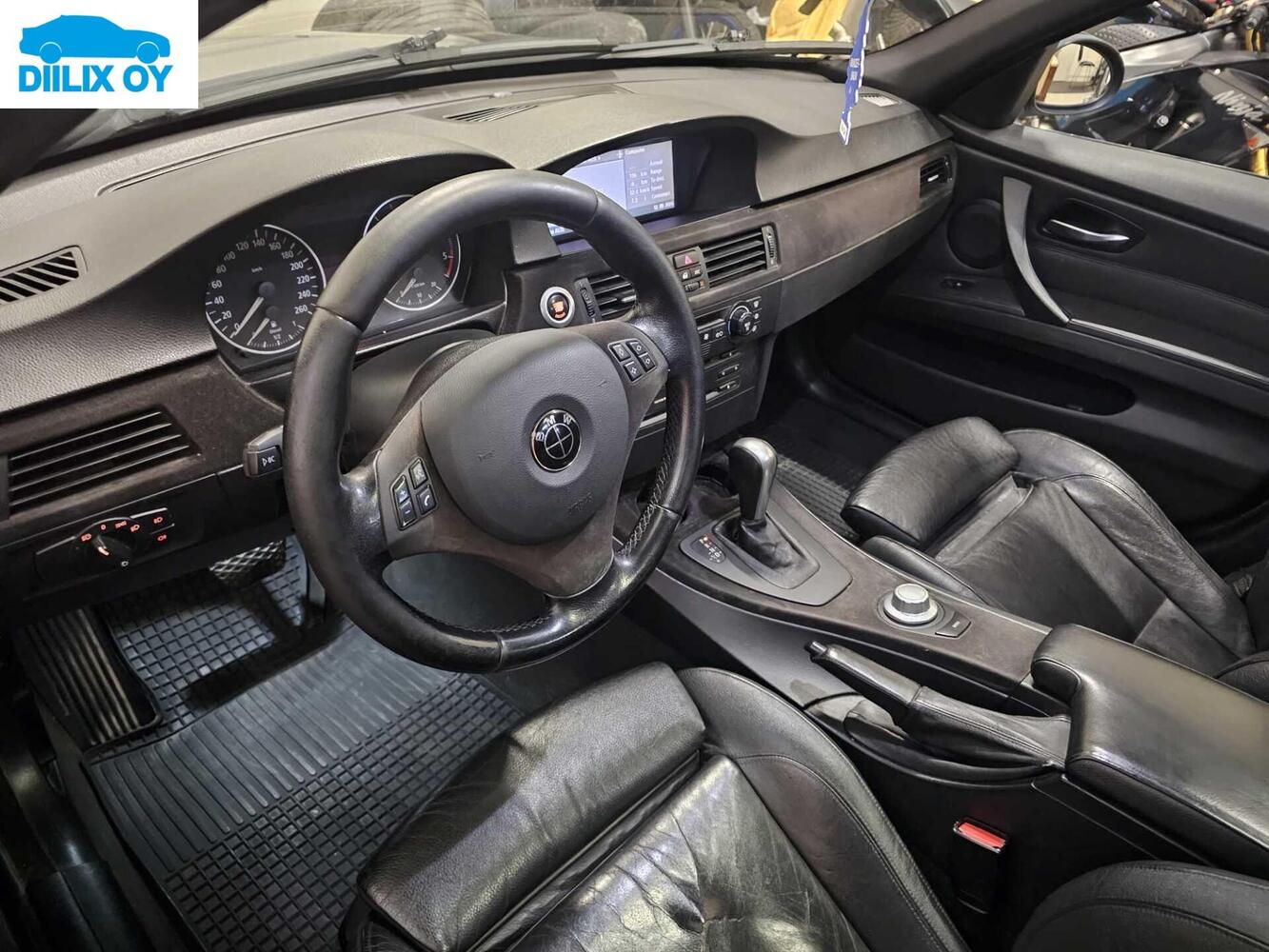 BMW 330 vaihtoauto