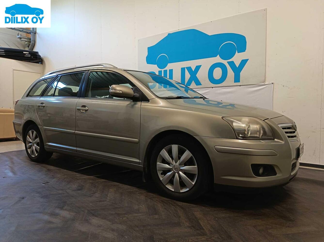 Toyota Avensis vaihtoauto