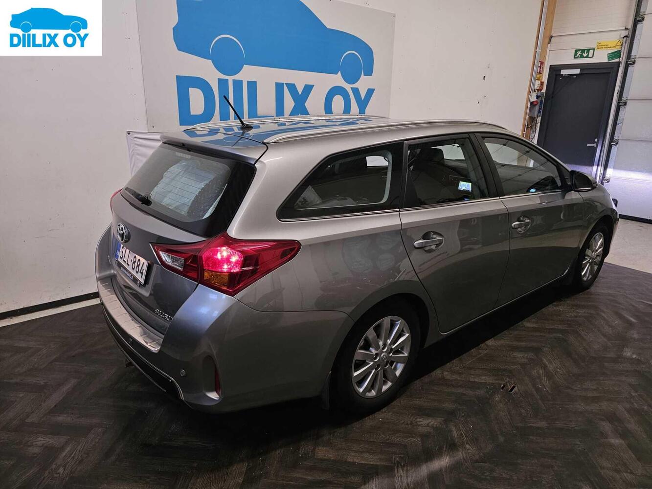 Toyota Auris vaihtoauto