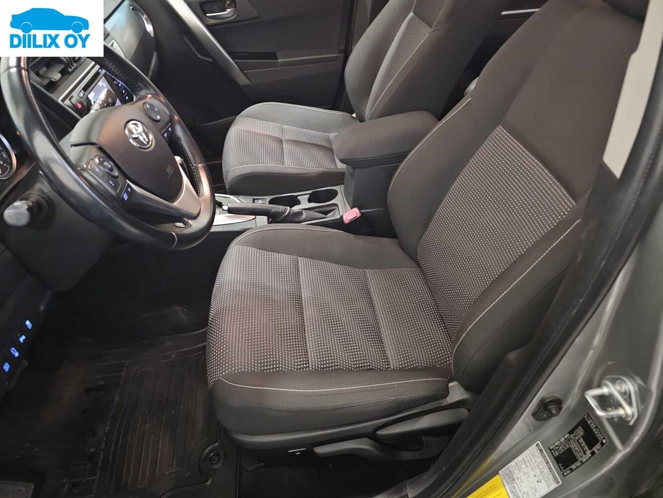 Toyota Auris vaihtoauto