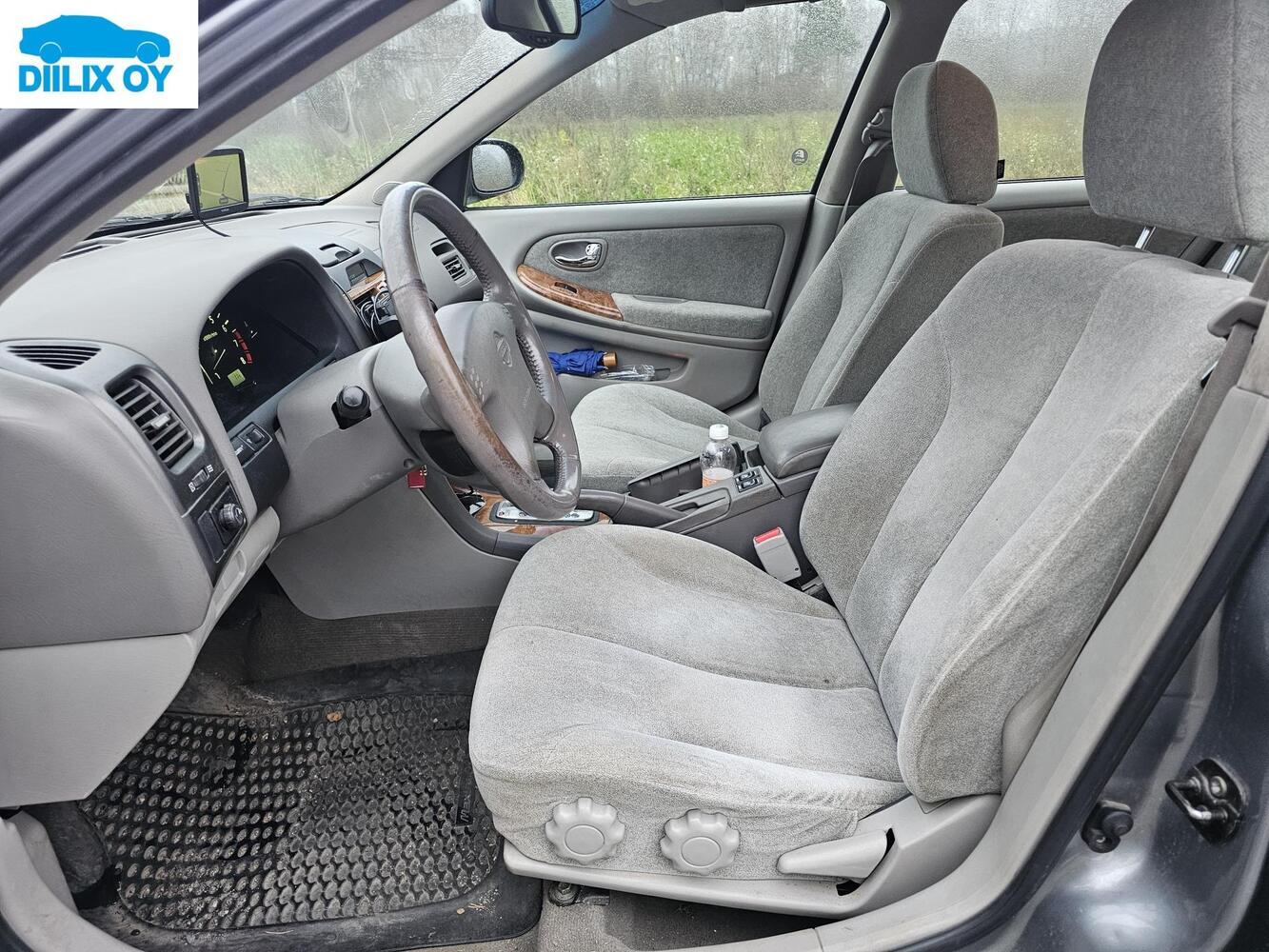 Nissan Maxima vaihtoauto