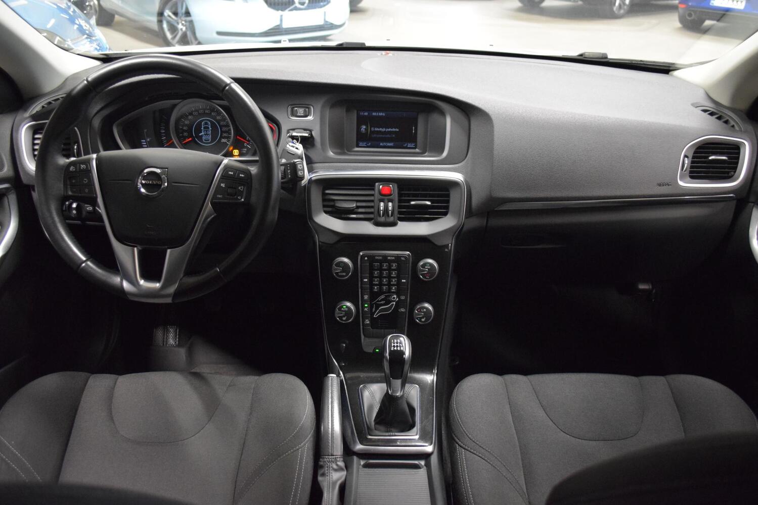 Volvo V40 vaihtoauto