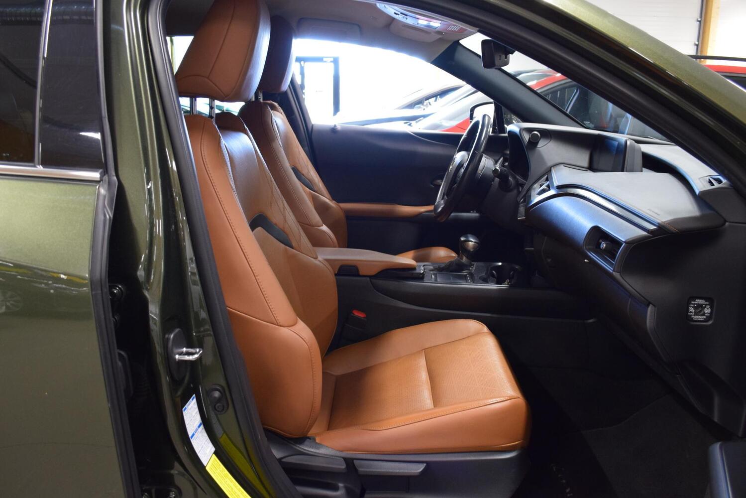 Lexus UX vaihtoauto