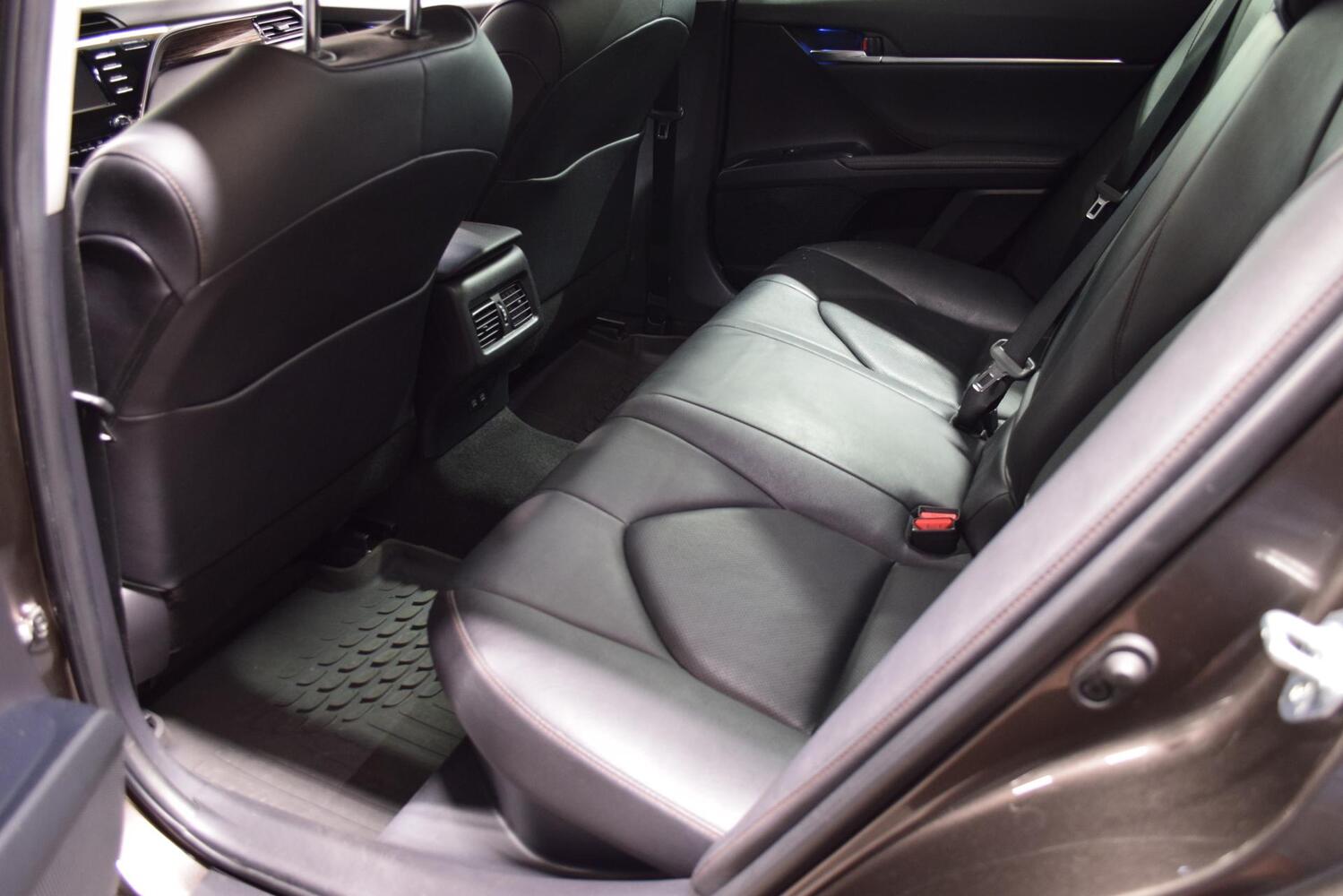 Toyota Camry vaihtoauto