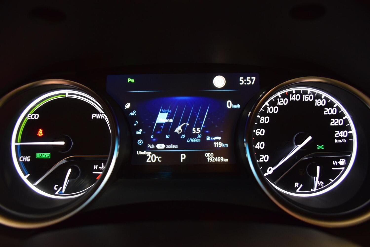 Toyota Camry vaihtoauto