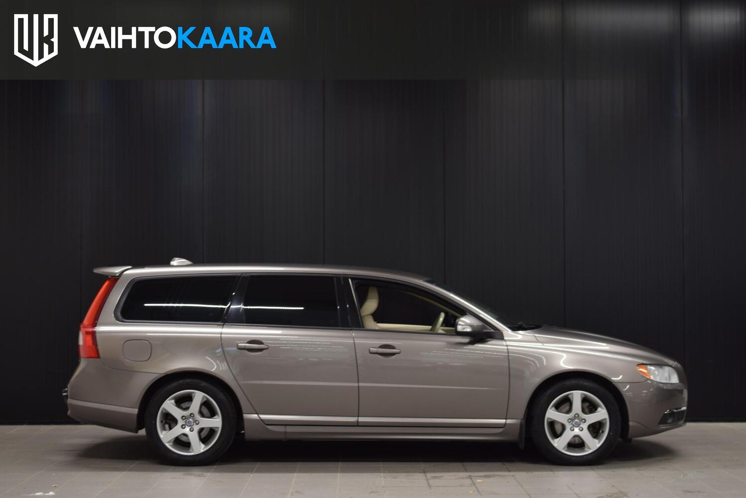 Volvo V70 vaihtoauto