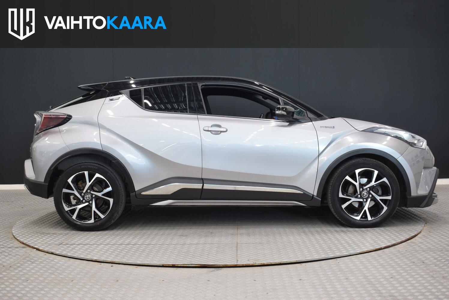Toyota C-HR vaihtoauto