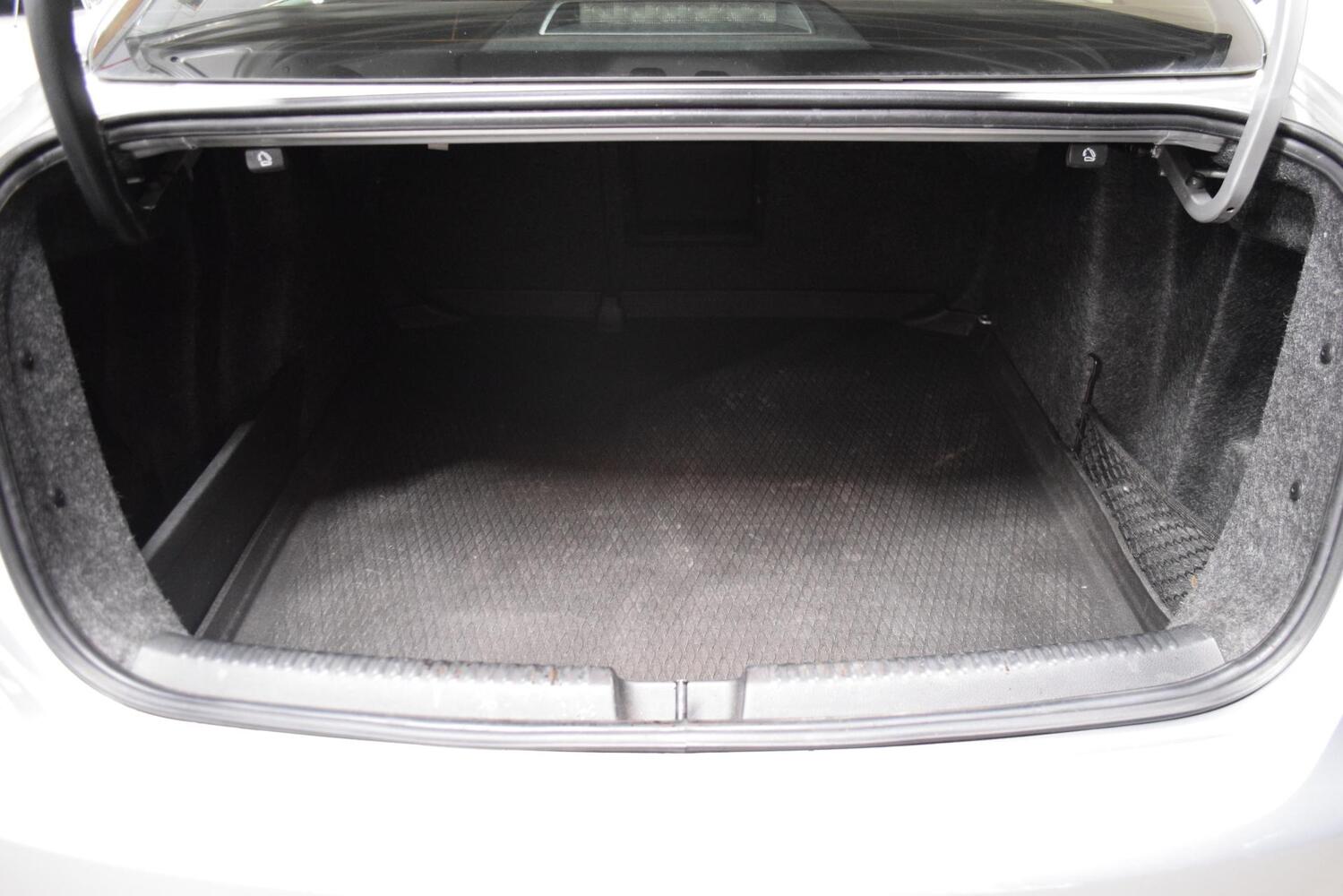 Volkswagen Jetta vaihtoauto