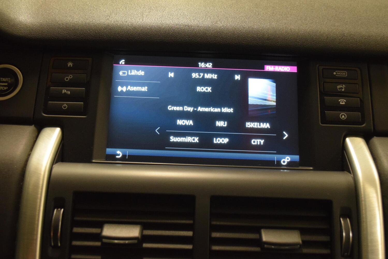 Land Rover Discovery Sport vaihtoauto