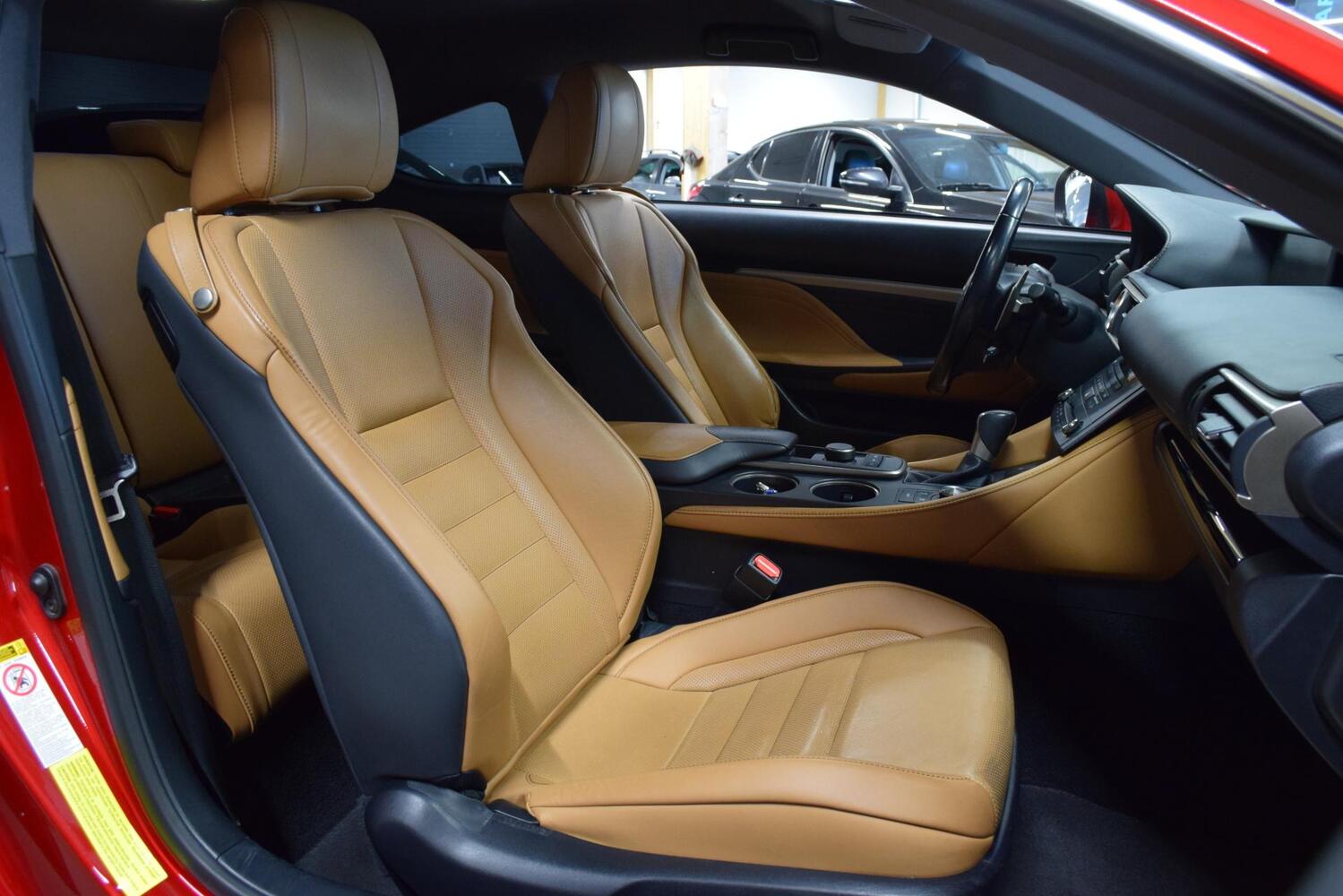 Lexus RC vaihtoauto