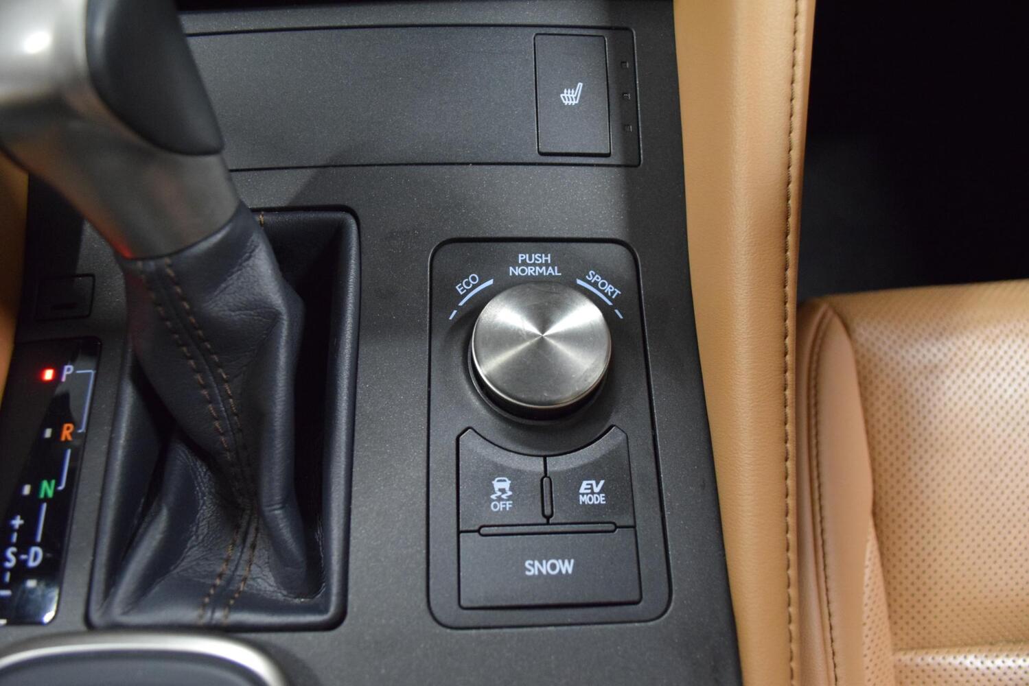 Lexus RC vaihtoauto