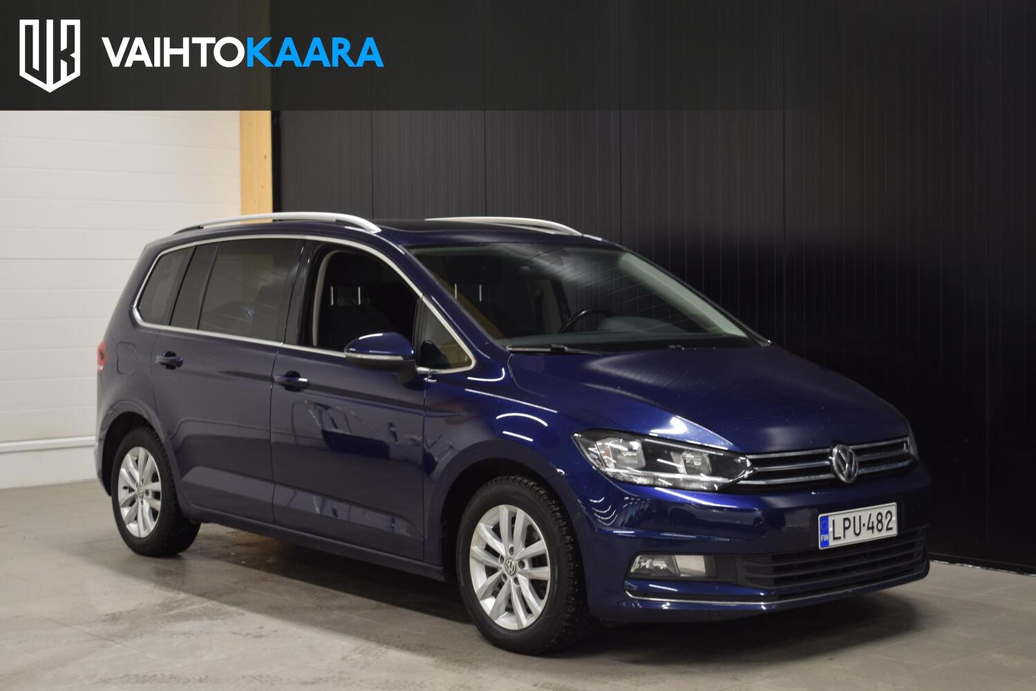 Volkswagen Touran vaihtoauto