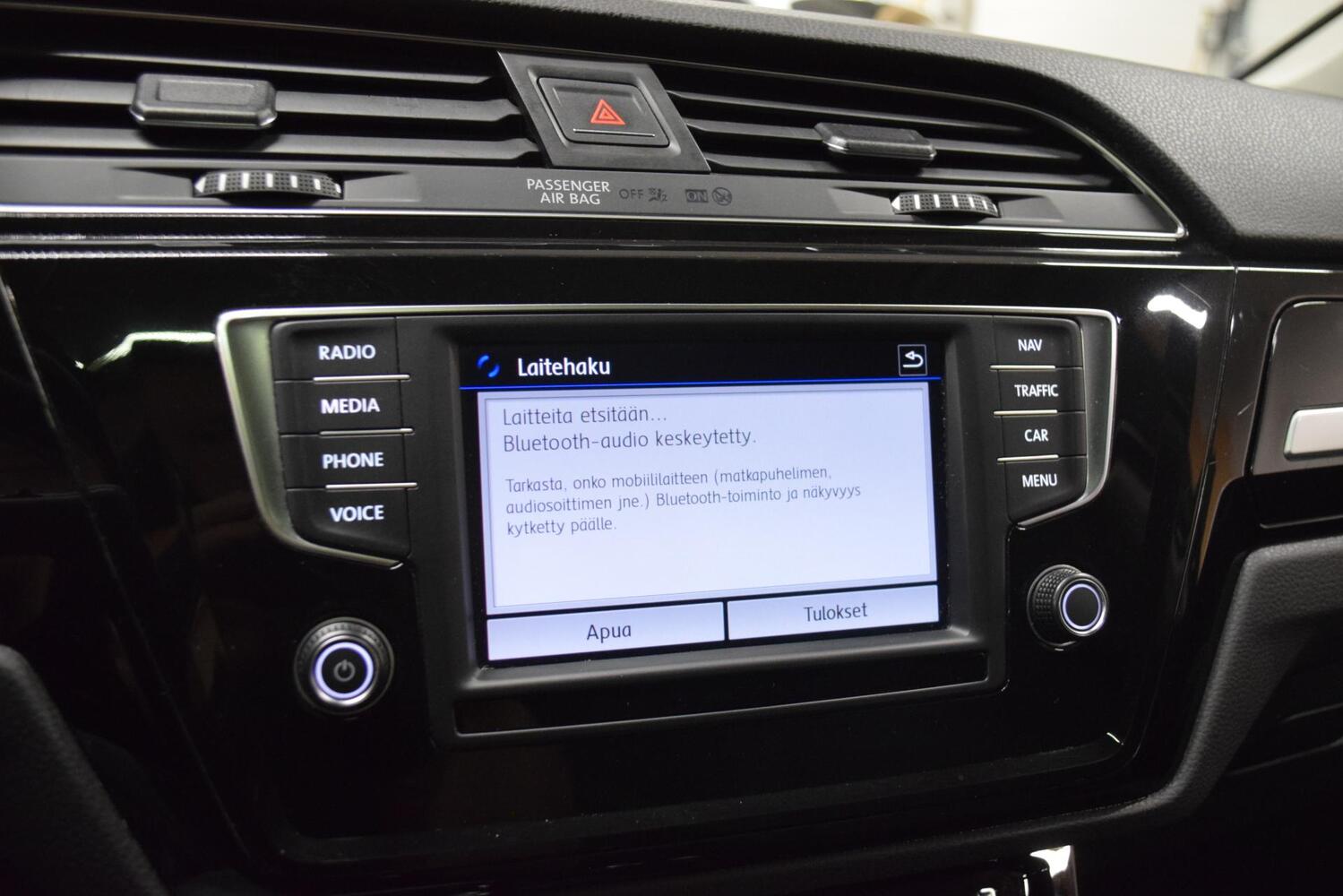 Volkswagen Touran vaihtoauto