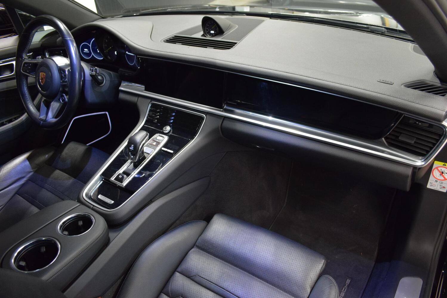 Porsche Panamera vaihtoauto