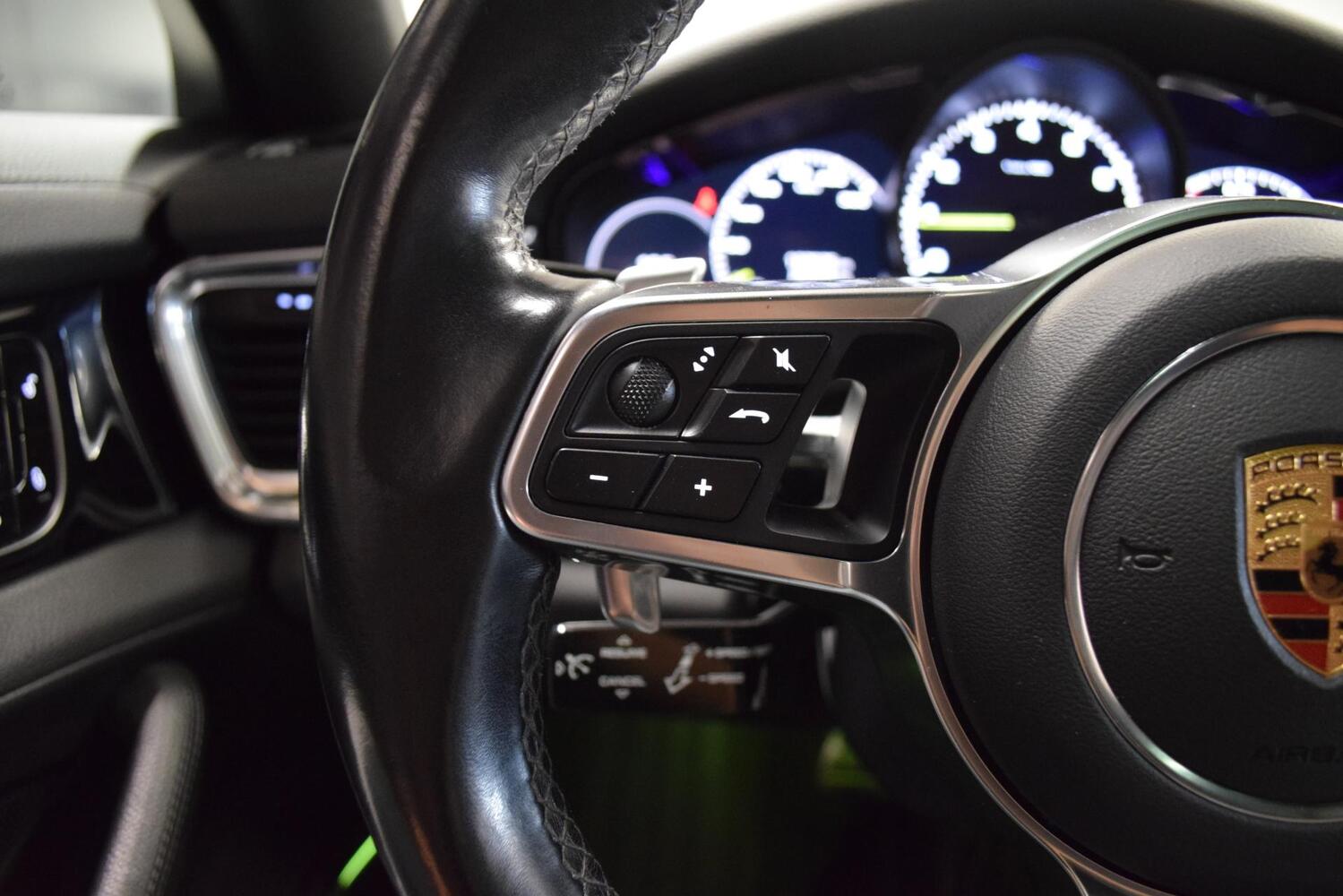 Porsche Panamera vaihtoauto