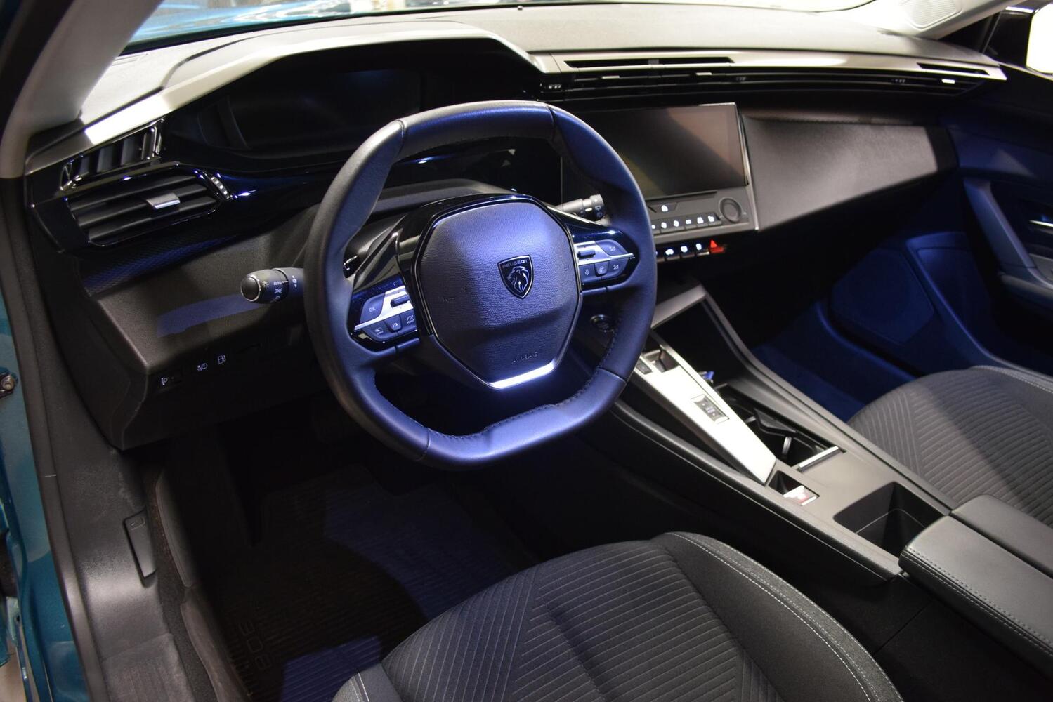 Peugeot 308 vaihtoauto