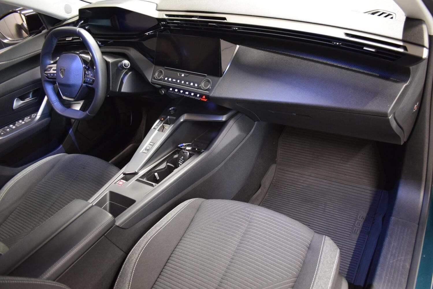 Peugeot 308 vaihtoauto