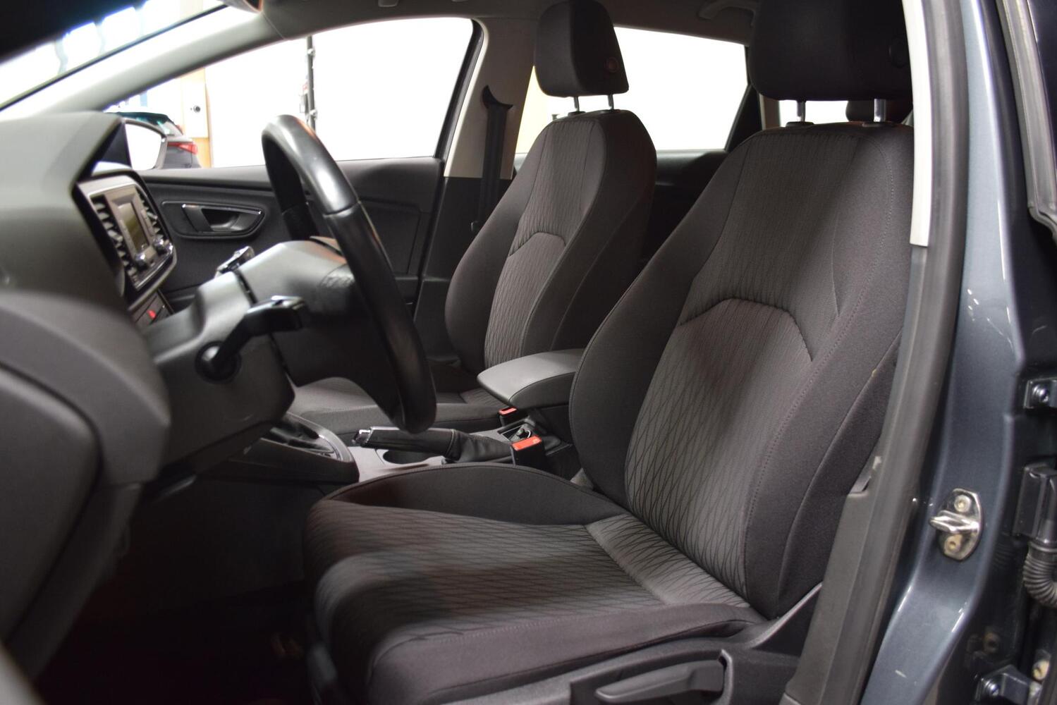SEAT Leon ST vaihtoauto