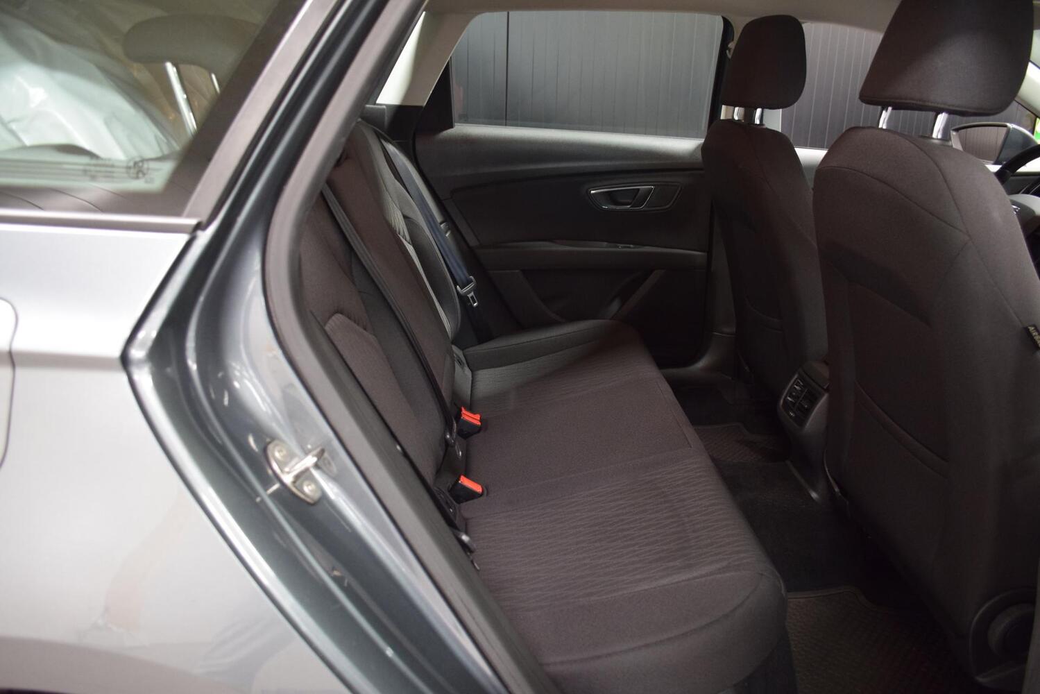 SEAT Leon ST vaihtoauto