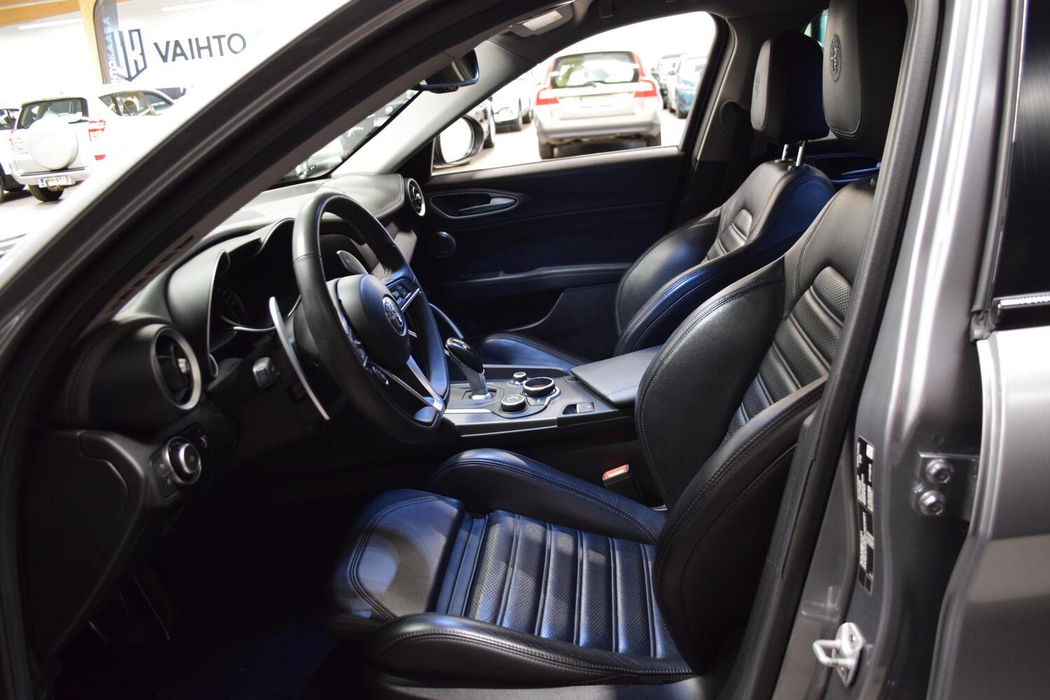 Alfa Romeo Giulia vaihtoauto