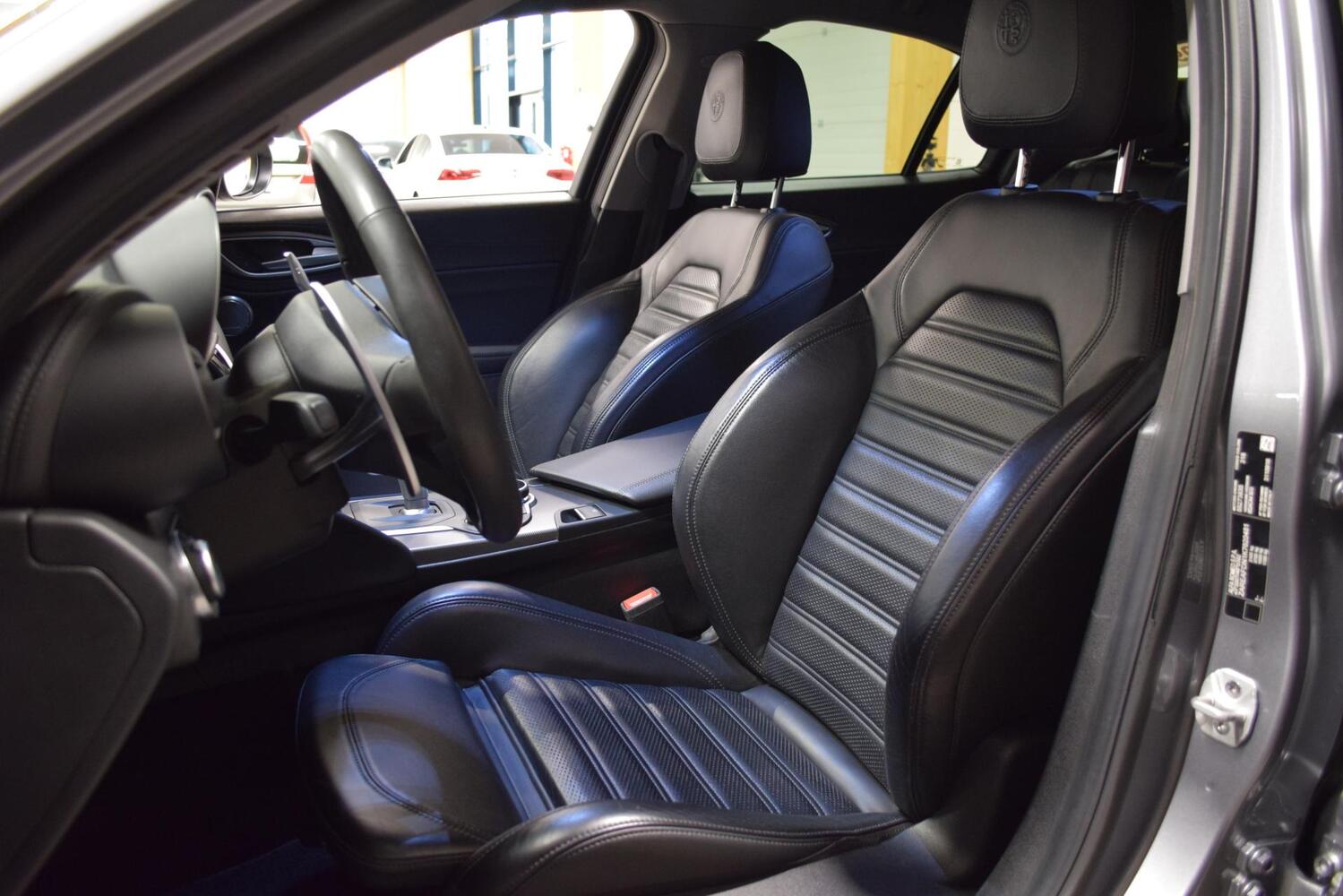 Alfa Romeo Giulia vaihtoauto
