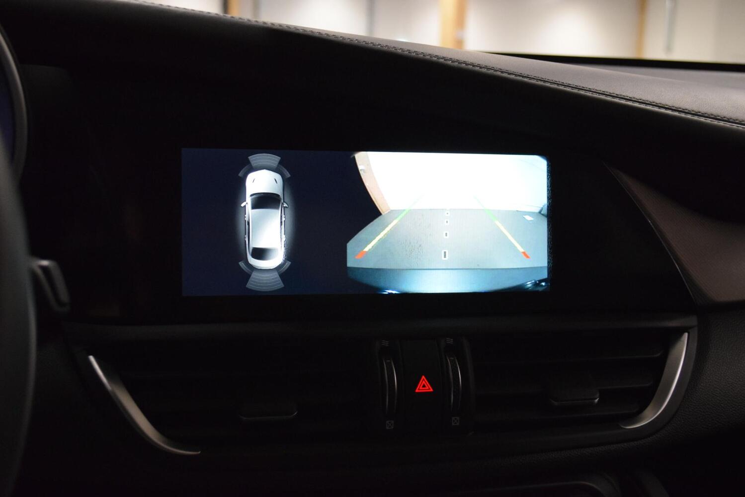 Alfa Romeo Giulia vaihtoauto