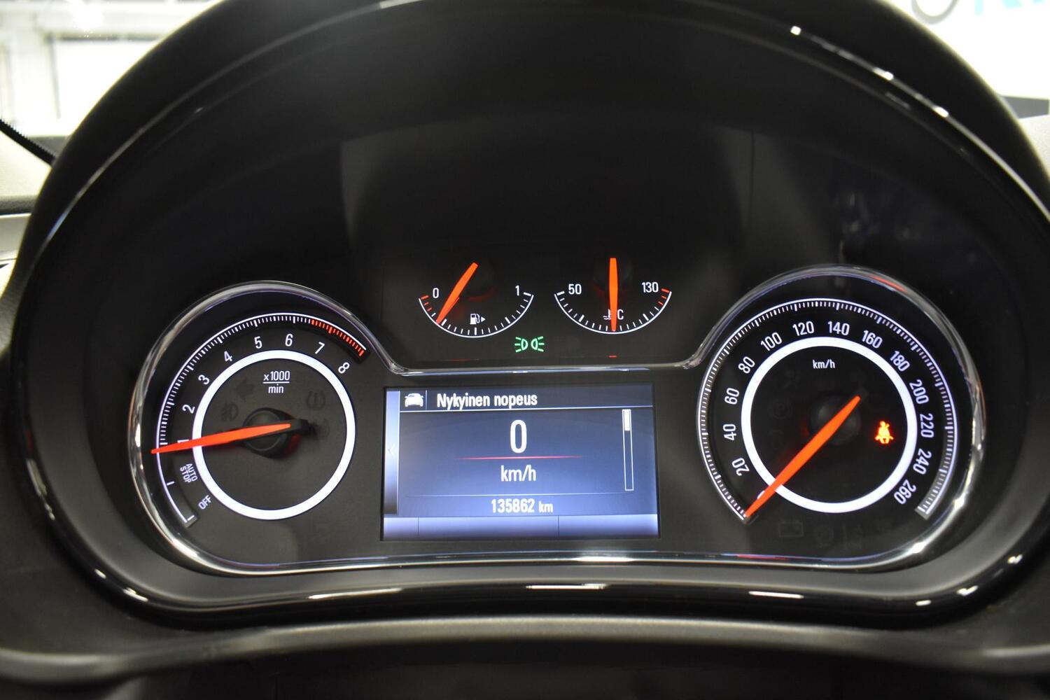 Opel Insignia vaihtoauto