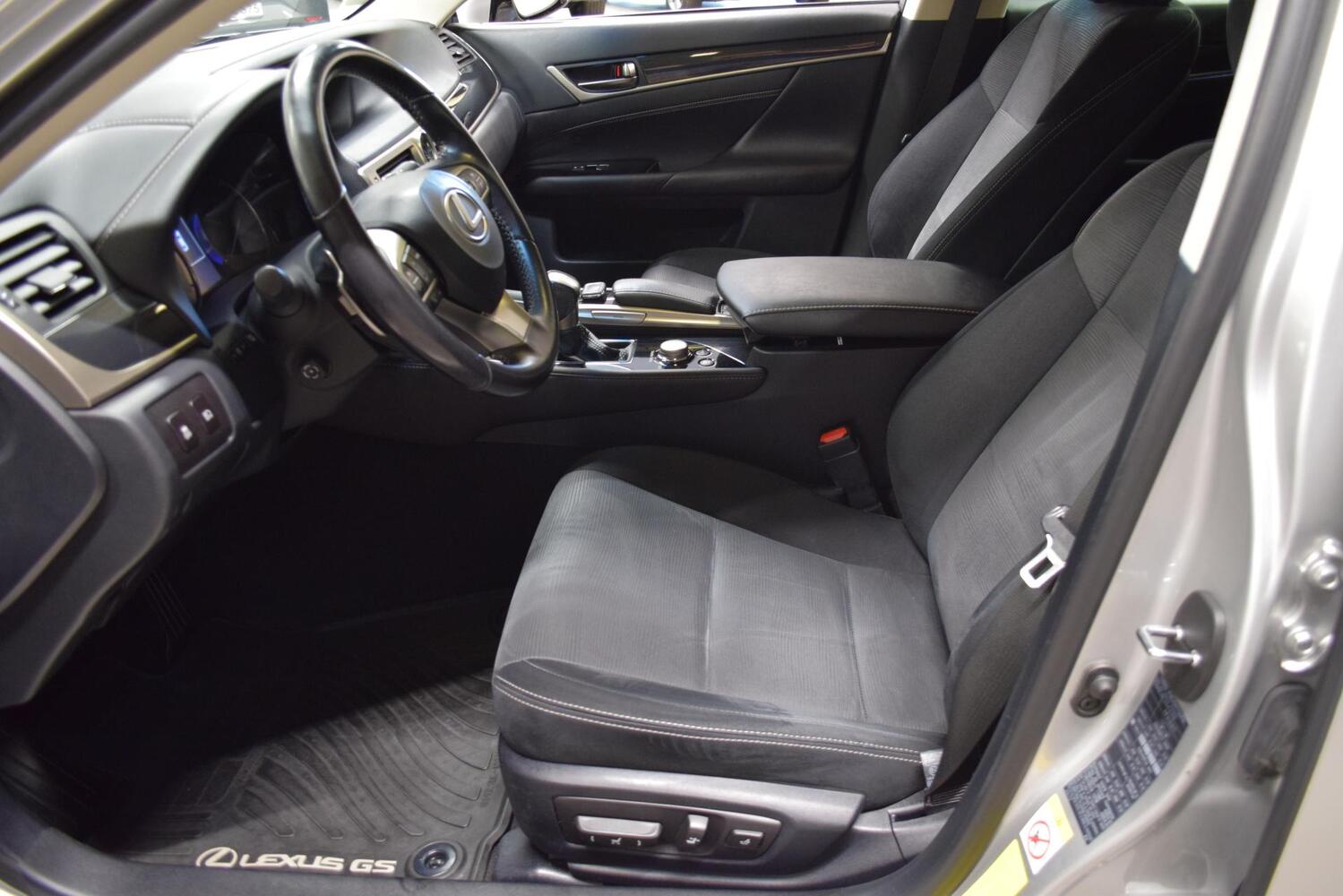 Lexus GS vaihtoauto