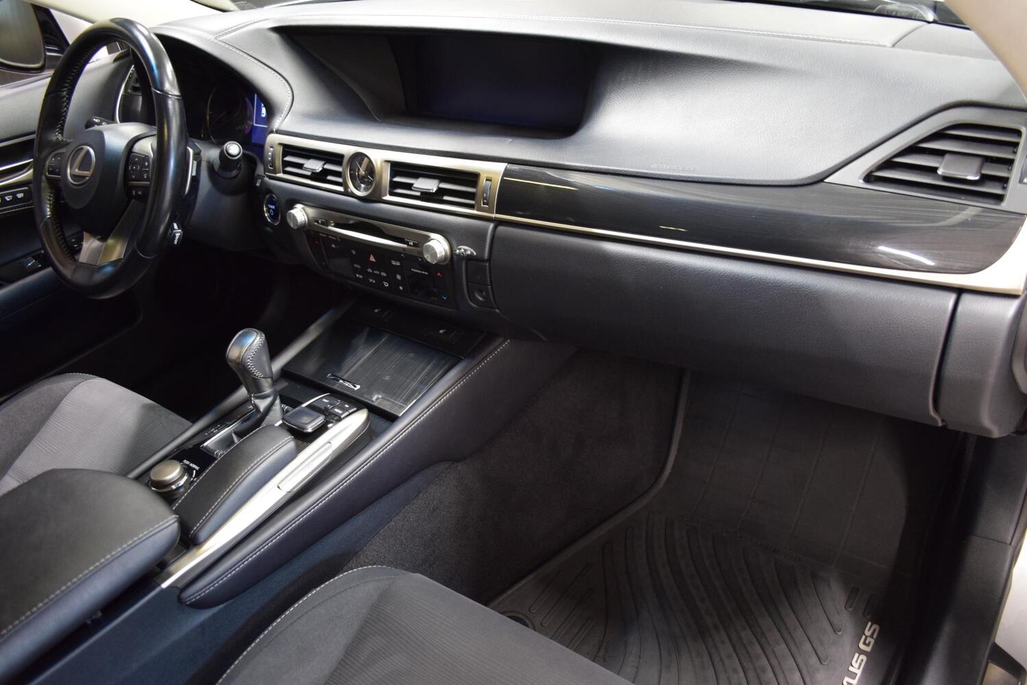 Lexus GS vaihtoauto