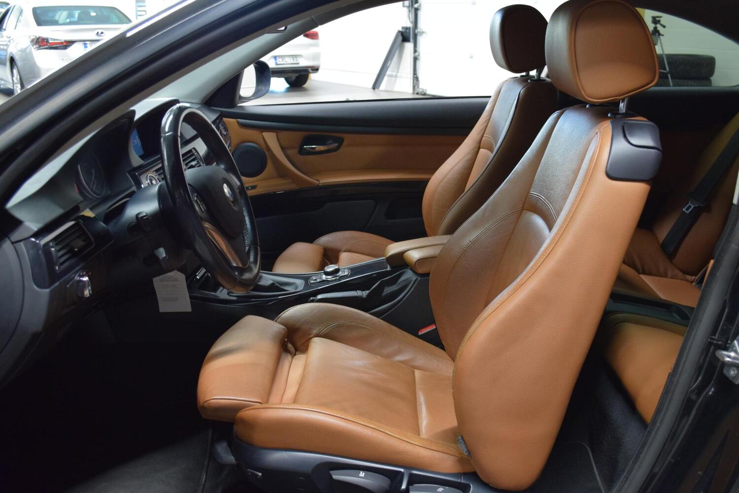 BMW 320 vaihtoauto