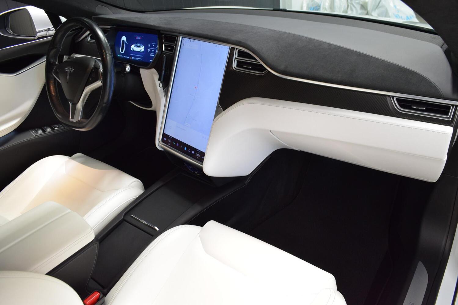 Tesla Model S vaihtoauto