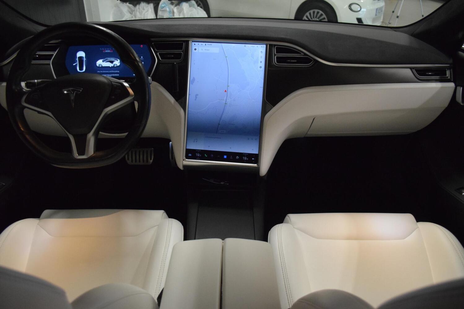 Tesla Model S vaihtoauto