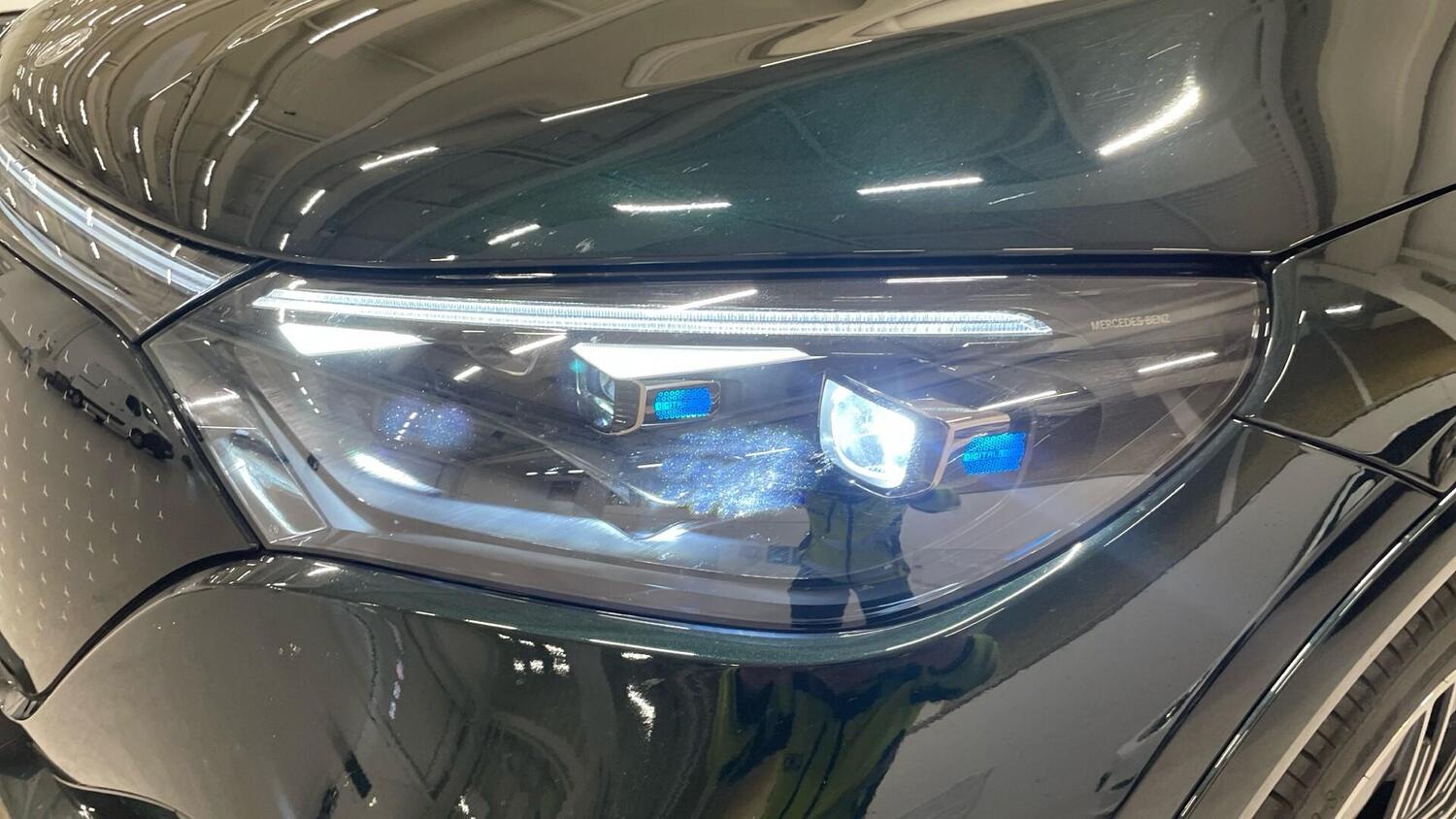 Mercedes-Benz EQE vaihtoauto
